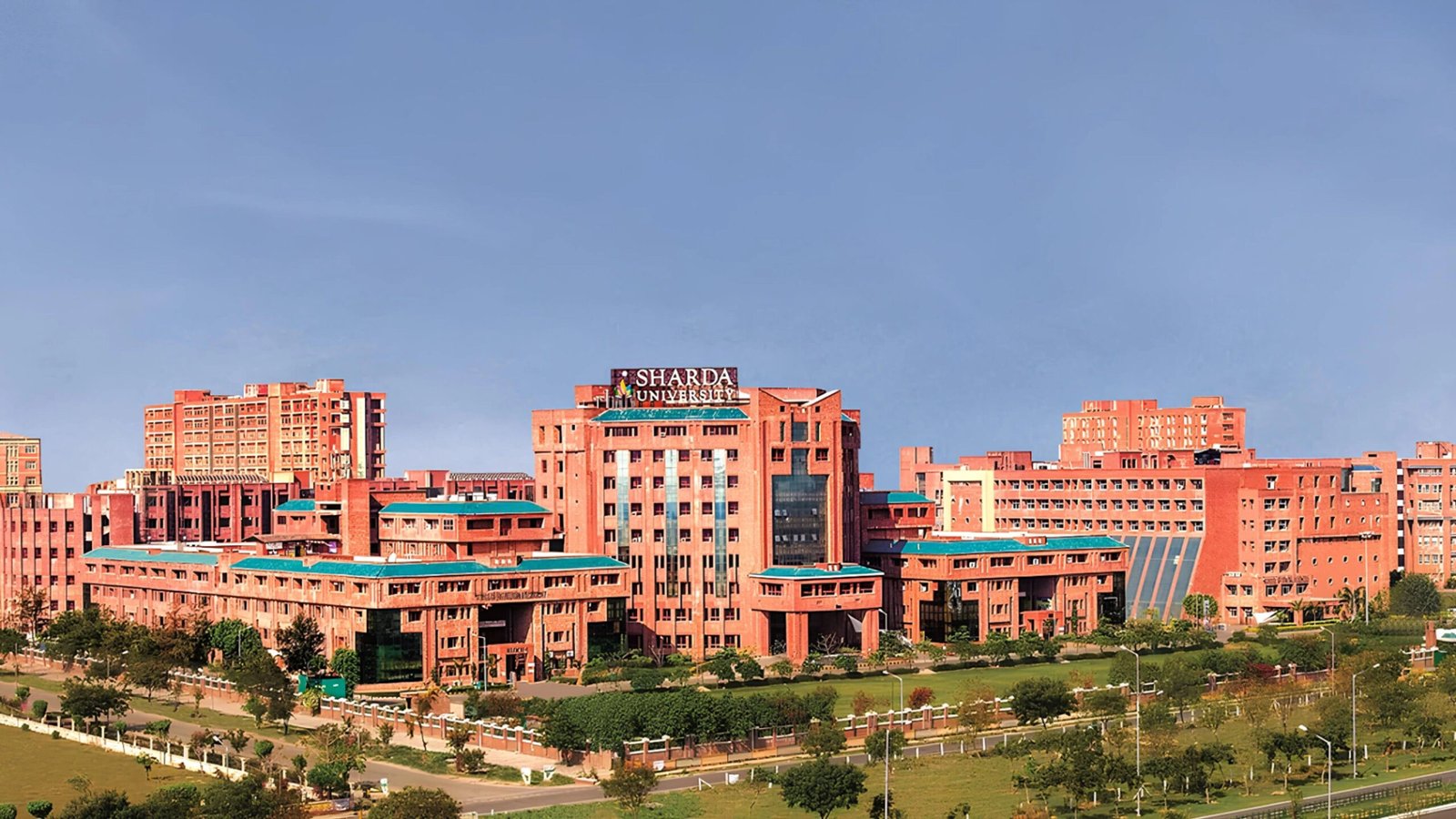 sharda-university-
